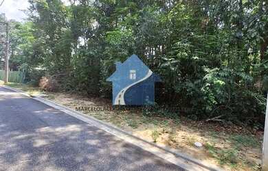 Imagem: O terreno à venda possui e está localizado em Ponta Negra