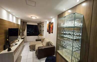 Imagem: O apartamento possui 2 Dormitórios, 2 Banheiros, 1 Vaga na