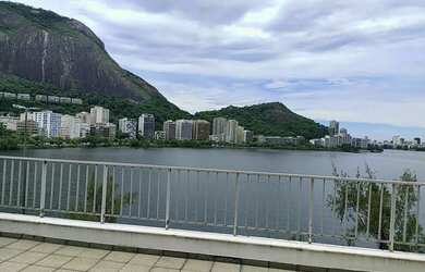 Imagem: O apartamento na cobertura possui 2 Dormitórios, 2 Banheiros