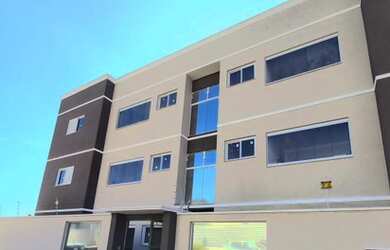 Imagem: O apartamento possui 3 Dormitórios, 1 Banheiro, 2 Vagas na