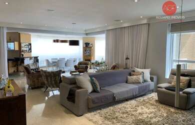 Imagem: O apartamento possui 4 Dormitórios, 5 Banheiros, 5 Vagas na