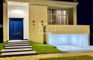 Imagem: A casa em condomínio possui 4 Dormitórios, 2 Vagas na garagem