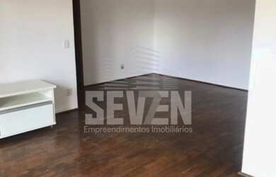 Imagem: O apartamento possui 4 Dormitórios, 3 Banheiros, 2 Vagas na