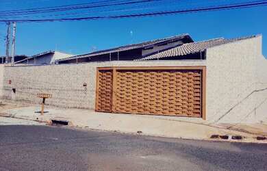 Imagem 1: Ótima casa a venda no Jardim São Miguel em RP