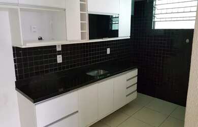 Imagem: A casa possui 2 Dormitórios, 2 Banheiros, 1 Vaga na garagem