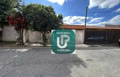 Imagem: A casa possui 2 Dormitórios, 2 Banheiros, 4 Vagas na garagem