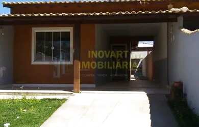 Imagem: A casa possui 2 Dormitórios, 1 Banheiro, 2 Vagas na garagem