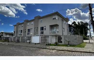 Imagem: A casa possui 3 Dormitórios, 2 Banheiros, 84m² de Área e