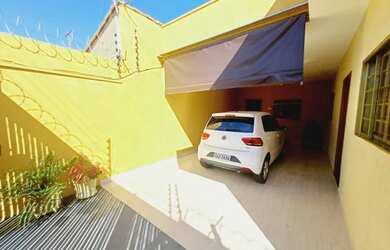 Imagem: Casa à Venda no Jd. Seyon