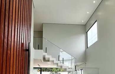 Imagem 2: Casa de condomínio para venda tem 264 metros quadrados com 3 quartos