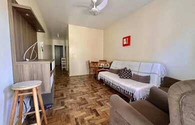 Imagem: O apartamento possui 1 Dormitório, 1 Banheiro, 44m² de Área