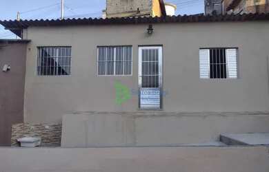 Imagem: A casa possui 1 Dormitório, 1 Banheiro e 30m² de Área e está