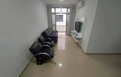 Imagem: O apartamento possui 2 Dormitórios, 2 Banheiros, 1 Vaga na