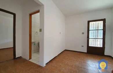 Imagem 3: Casa com 2 dorms para Alugar, 150 m² por R$ 1.300 - Jardim Santo Antônio...