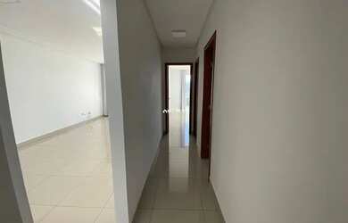 Imagem: O apartamento possui 3 Dormitórios, 3 Banheiros, 2 Vagas na