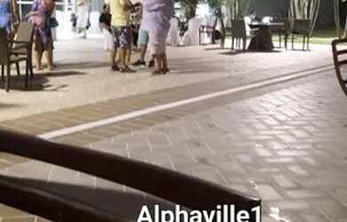 Imagem 7: Alphaville1 MANSÃO Duplex compacta, 350m2, 3 suites. Área gourmet, Piscina....