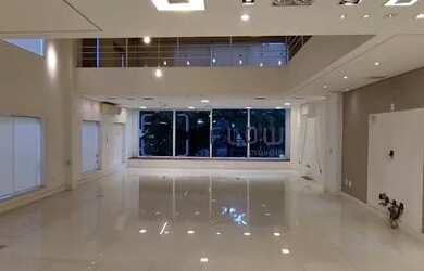 Imagem: O depósito possui 671m² de Área e está localizado em Vila