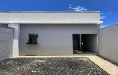 Imagem 1: Casa à venda no bairro New Golden Ville em Uberlândia