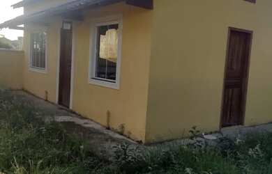 Imagem: Vendo Casa Unamar 2 quartos Espaço pra Piscina ou Garagem (três