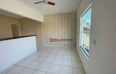 Imagem: A casa possui 2 Dormitórios, 1 Banheiro, 1 Vaga na garagem