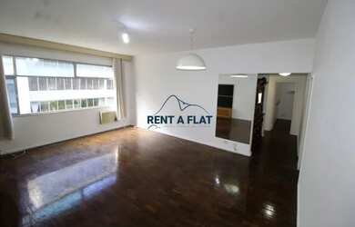 Imagem: O apartamento possui 3 Dormitórios, 1 Banheiro, 1 Vaga na garagem