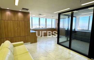 Imagem: O depósito possui 5 Vagas na garagem, 185m² de Área e está