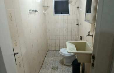 Imagem: A kitnet possui 1 Dormitório, 1 Banheiro, 1 Vaga na garagem