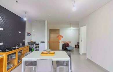 Imagem 2: Apartamento com 2 dormitórios à venda, 60 m² por R$ 640.000,00 - Centro...