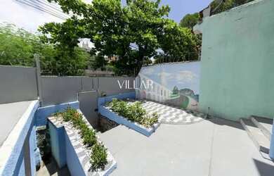 Imagem: O depósito possui 4 Vagas na garagem, 552m² de Área e está