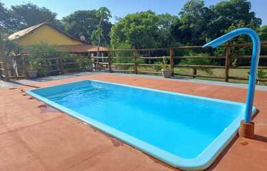 Imagem: A pousada chalé possui 3 Dormitórios, Acomodam 30 pessoas