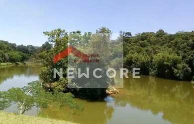 Imagem: A casa em condomínio possui 3 Dormitórios, 5 Banheiros, 5