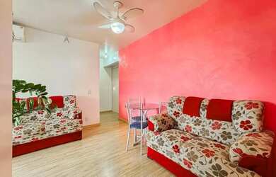 Imagem: O apartamento possui 2 Dormitórios, 1 Banheiro, 1 Vaga na garagem