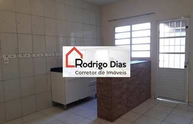 Imagem: A casa possui 2 Dormitórios, 1 Banheiro, 60m² de Área e