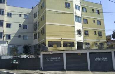 Imagem: O apartamento possui 3 Dormitórios, 1 Banheiro, 1 Vaga na garagem