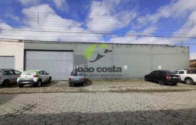 Imagem: O depósito possui 700m² de Área e está localizado em Passa