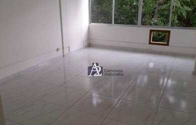 Imagem: O apartamento possui 1 Dormitório, 1 Banheiro, 44m² de Área