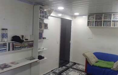 Imagem: O apartamento possui 2 Dormitórios, 1 Banheiro, 60m² de Área