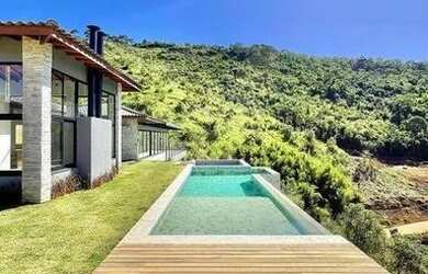 Imagem 2: Linda Casa com 3 Suítes e Vista Cinematográfica - Secretário - Petrópolis