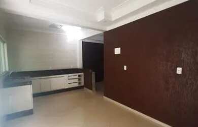 Imagem: A casa possui 3 Dormitórios, 4 Banheiros, 2 Vagas na garagem