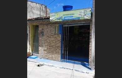 Imagem: A casa possui 2 Dormitórios, 1 Banheiro e está localizado