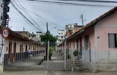 Imagem: A casa possui 3 Dormitórios, 1 Banheiro e 23m² de Área e