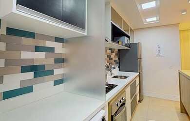 Imagem: O apartamento possui 2 Dormitórios, 1 Banheiro, 1 Vaga na garagem