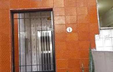 Imagem: A casa possui 2 Dormitórios, 1 Banheiro e 100m² de Área e