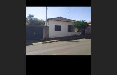 Imagem 2: Vende se. 647m² de Área, 2 Vagas na garageme3 Dormitórios