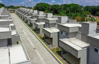 Imagem: A casa em condomínio possui 3 Dormitórios, 4 Banheiros, 2