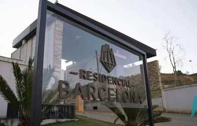 Imagem: O terreno possui 451m² de Área e está localizado em Salvaterra