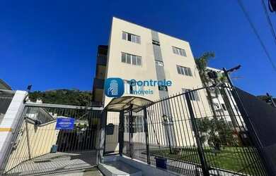 Imagem: O apartamento possui 3 Dormitórios, 1 Banheiro, 1 Vaga na garagem