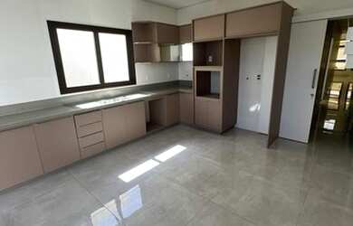 Imagem 6: CASA LUXUOSA COM 4 SUÍTES LOCALIZADA NO JOCKEY CLUB-VICENTE PIRES