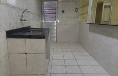 Imagem: A casa possui 2 Dormitórios, 1 Banheiro e está localizado