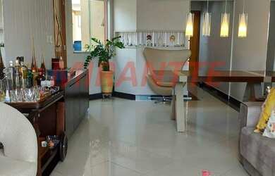 Imagem: A casa possui 3 Dormitórios, 5 Banheiros, 3 Vagas na garagem